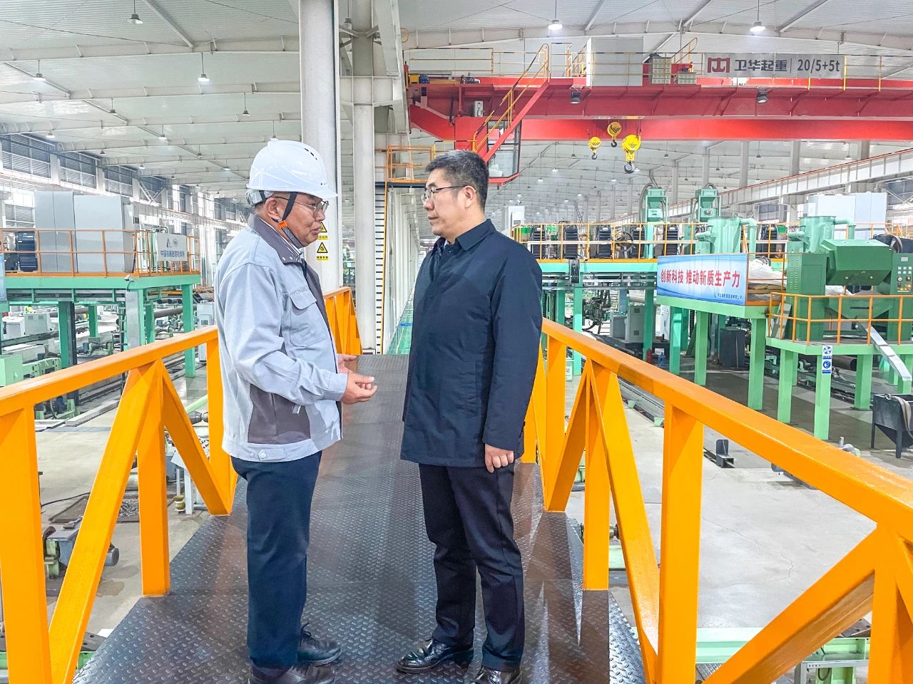 河北省科技厅厅长龙奋杰到海乾威公司调研    